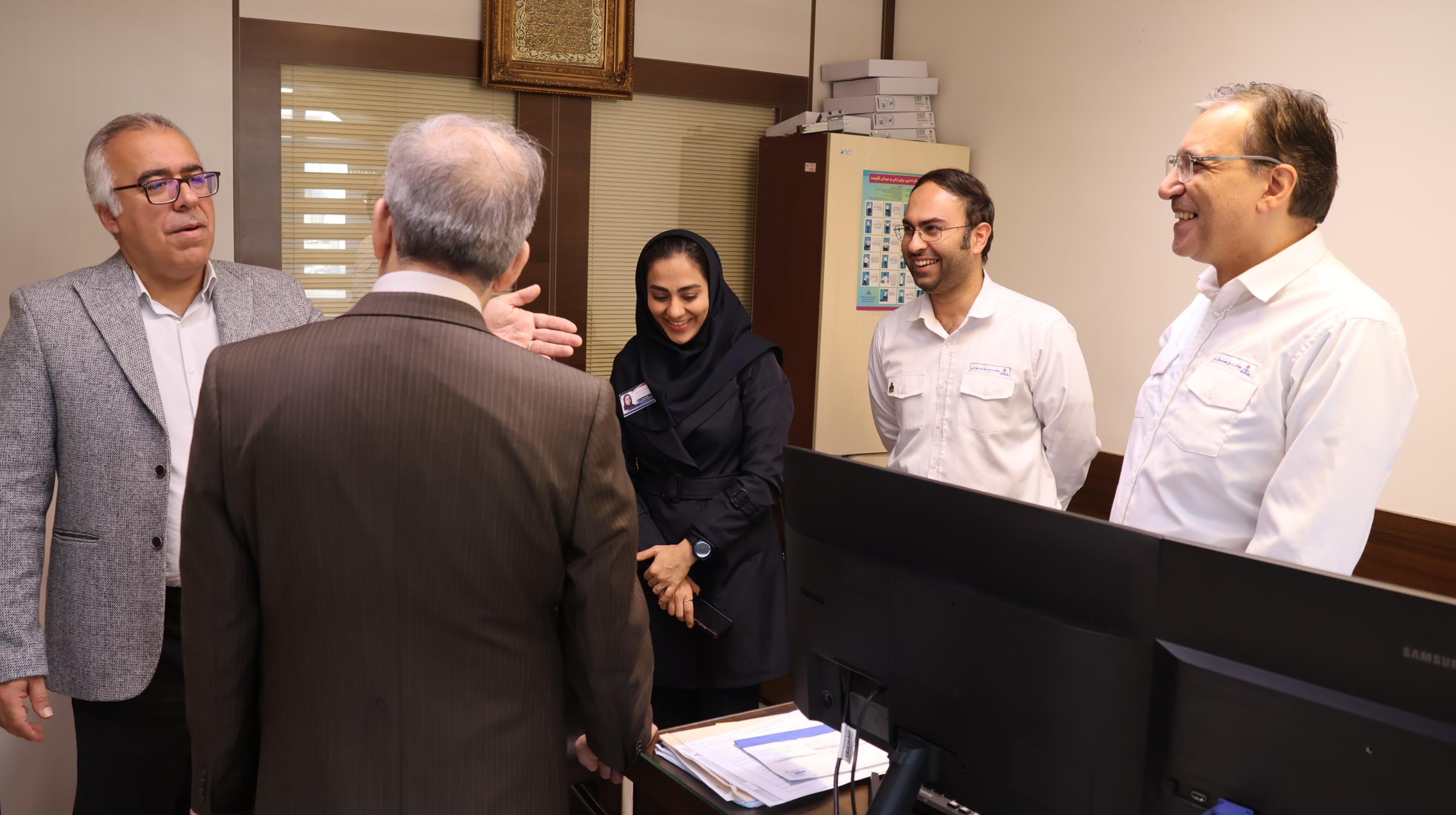 افتتاح نیروگاه خورشیدی  11