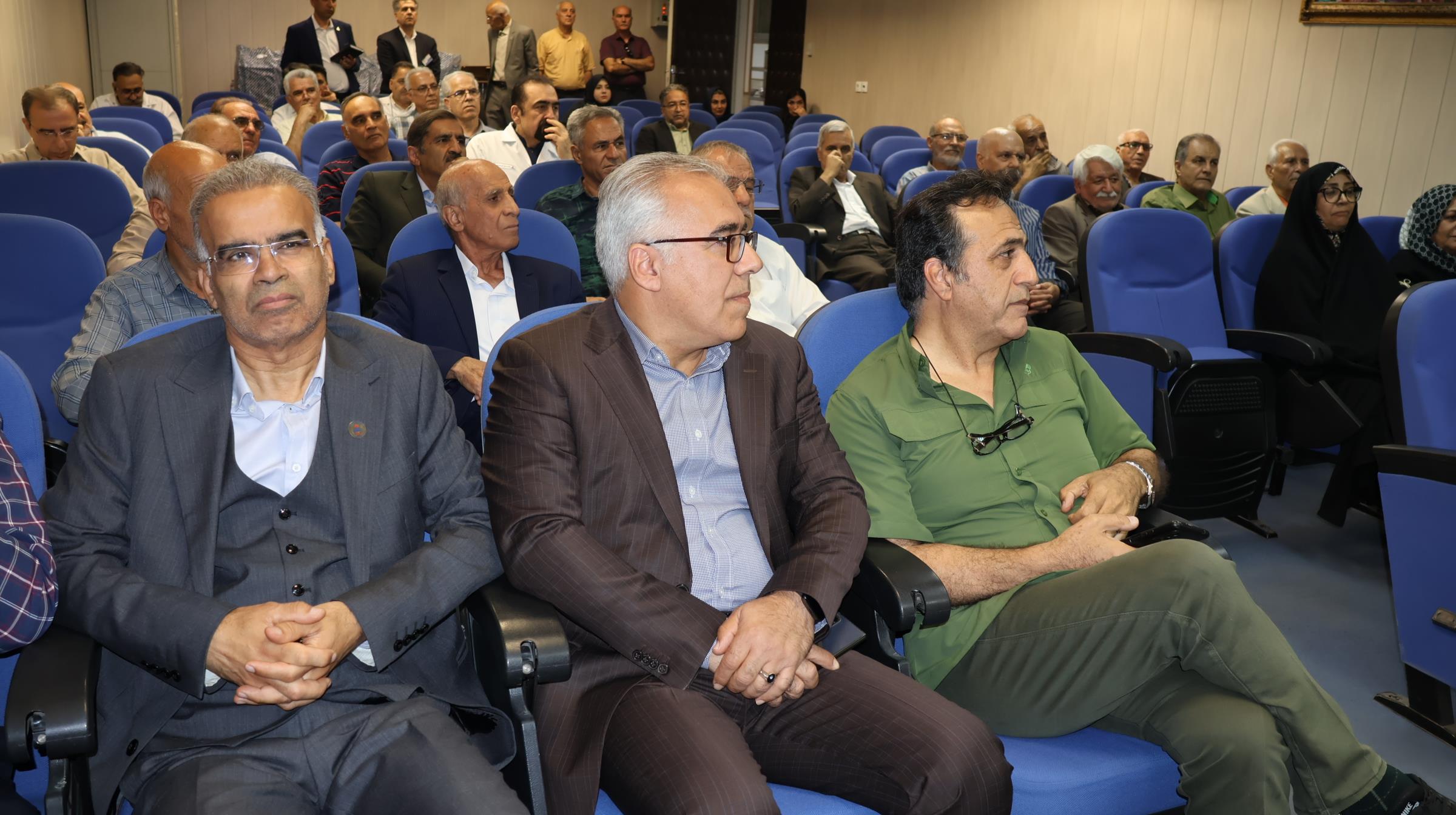 بازنشستگان 22