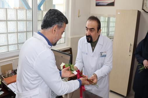 طلایه‌داران سلامت در سنگر خدمت به روایت تصویر,  پلی‌کلینیک صنعت نفت آزادگان  مشهد
